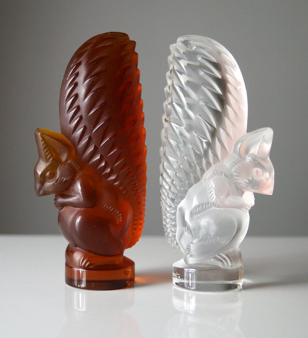 LOT (2) LALIQUE, FRANCE FROSTED CRYSTAL SQUIRRELS,: LOT (2) LALIQUE, FRANCE FROSTED CRYSTAL SQUIRRELS, SIGNED. HEIGHT 4 1/2"