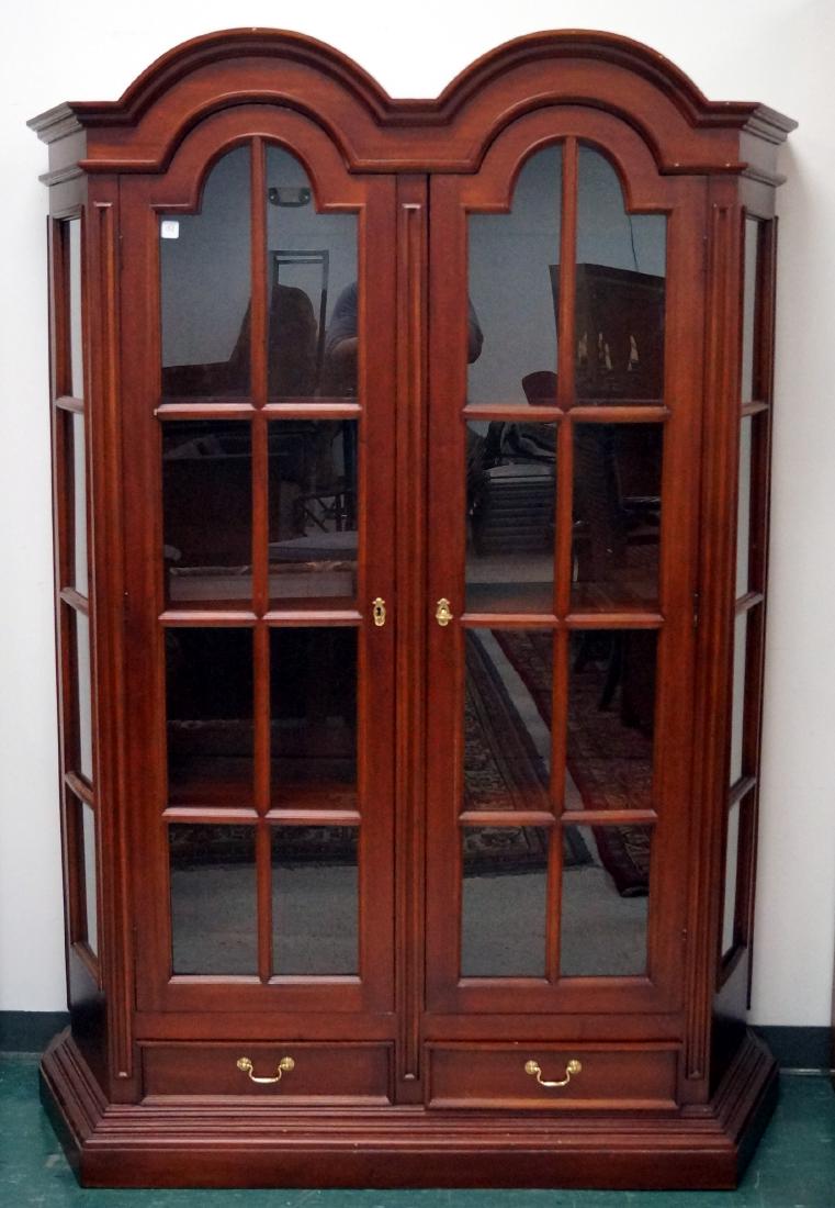 CONTINENTAL CARVED MAHOGANY DOUBLE-DOOR LIGHTED (1 of 1)