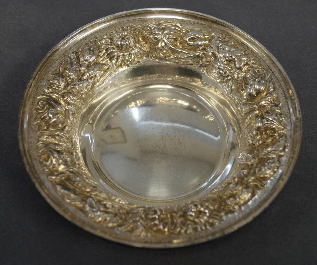 STIEFF STERLING SILVER REPOUSSE DISH, #533. DIAMETER 5 (1 of 1)
