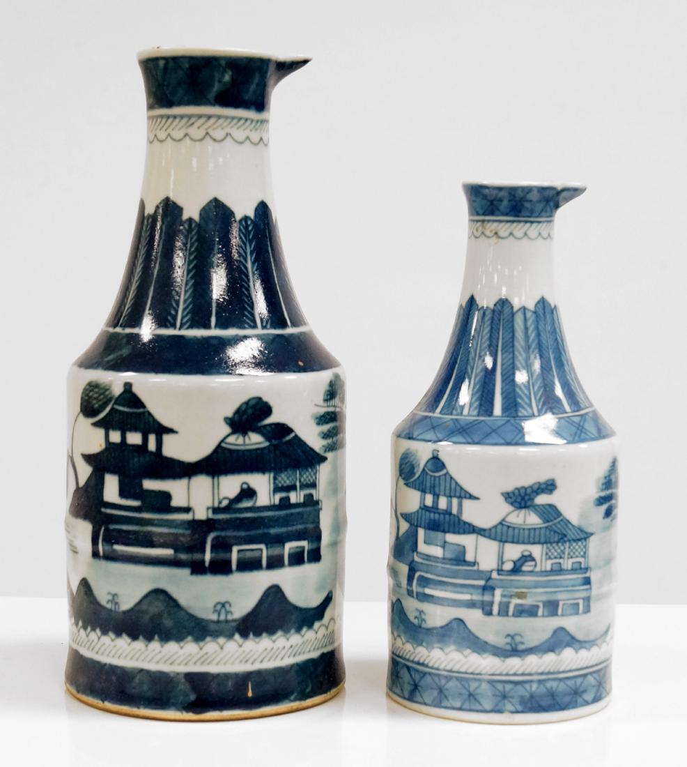 LOT (2) CHINESE EXPORT CANTON PORCELAIN BEAKERS, 19TH: LOT (2) CHINESE EXPORT CANTON PORCELAIN BEAKERS, 19TH CENTURY. HEIGHT 8-10"