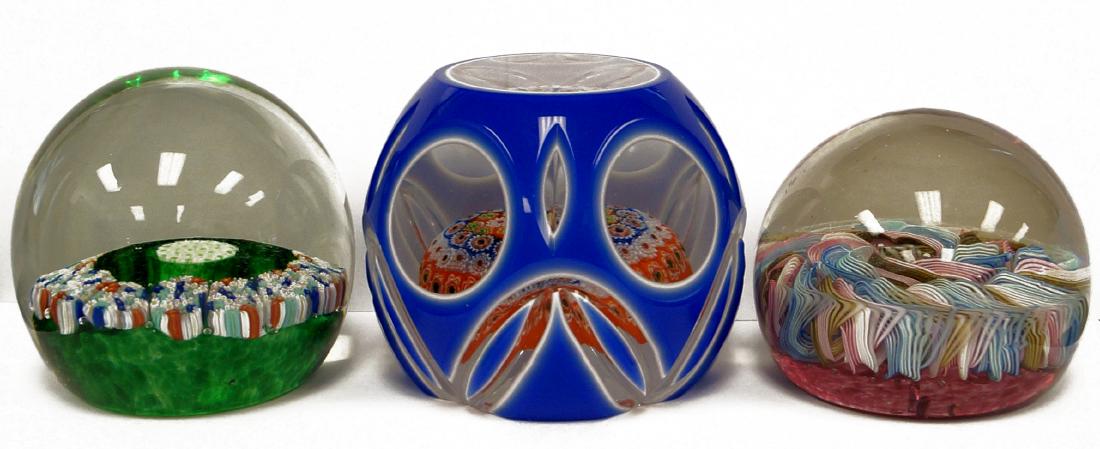 LOT (3) ASSORTED GLASS PAPERWEIGHTS INCLUDING MURANO (1 of 2)