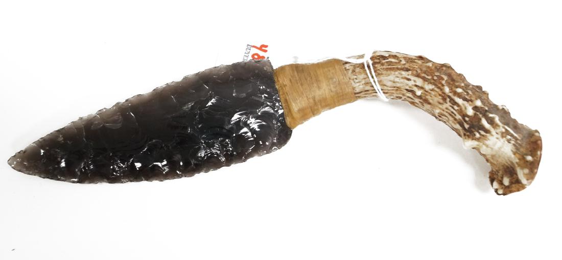 OBSIDIAN BLACK KNIFE WITH ANTLER HANDLE. LENGTH 9 1/4" (1 of 1)