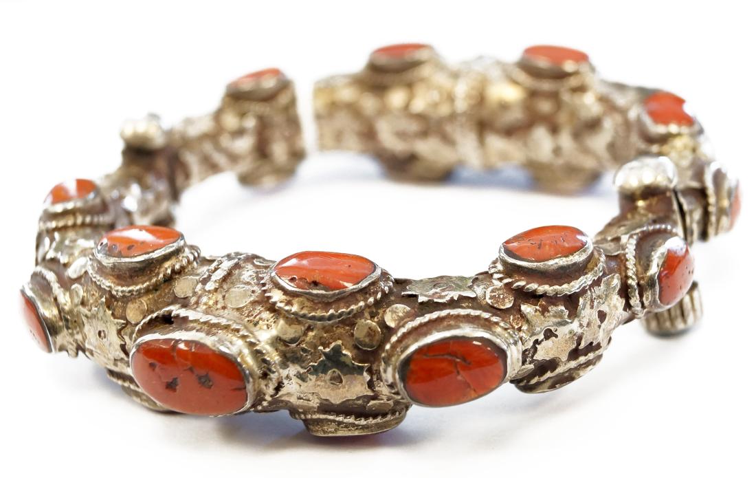 TIBETAN SILVER AND CORAL HINGED BANGLE BRACELET. 99.53 (1 of 2)