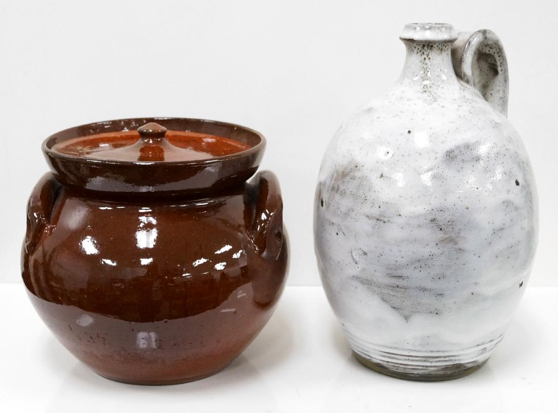 LOT (2) JUGTOWN WARE POTTERY INCLUDING DOGWOOD WHITE (1 of 1)