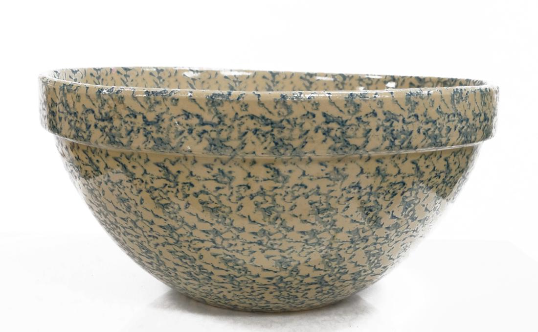 ROSEVILLE U.S.A. SPONGEWARE POTTERY KITCHEN BOWL, (1 of 1)