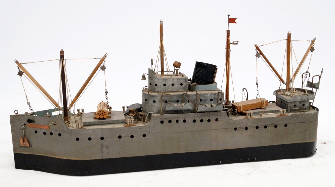 VINTAGE HAND BUILT PAINTED METAL SHIPS MODEL S.S. (1 of 1)