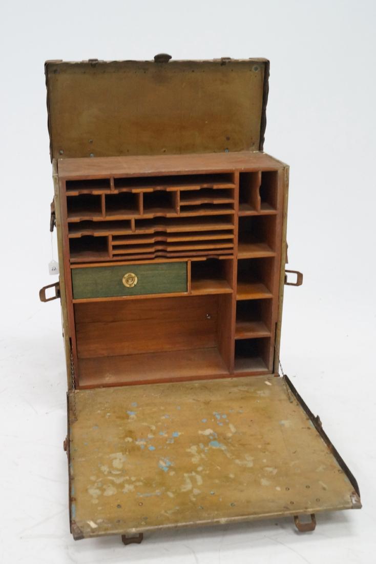 WWI ERA US MEDICAL SERVICE FIELD DESK. HEIGHT 27";: WWI ERA US MEDICAL SERVICE FIELD DESK. HEIGHT 27"; WIDTH 24 1/2"