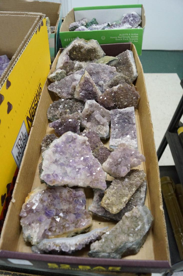 BOX LOT ASSORTED INCLUDING AMETHYST, CRYSTALS, GEODE (1 of 1)