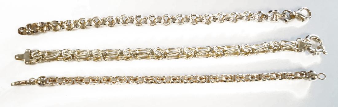 LOT (3) ITALIAN 925 STERLING CHAIN LINK BRACELETS.: LOT (3) ITALIAN 925 STERLING CHAIN LINK BRACELETS. LENGTH 8"; TWT 61.94 GRAMS