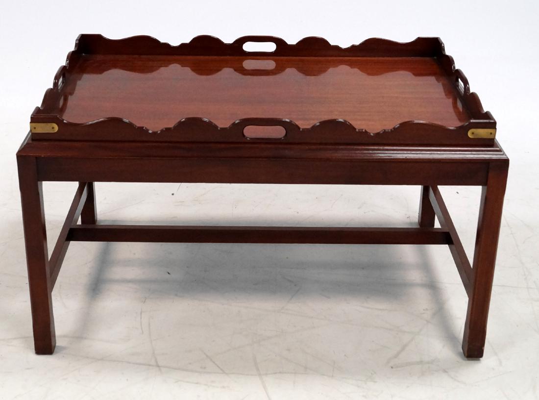 CHIPPENDALE STYLE MAHOGANY LOW BUTLER'S TABLE. HEIGHT (1 of 1)