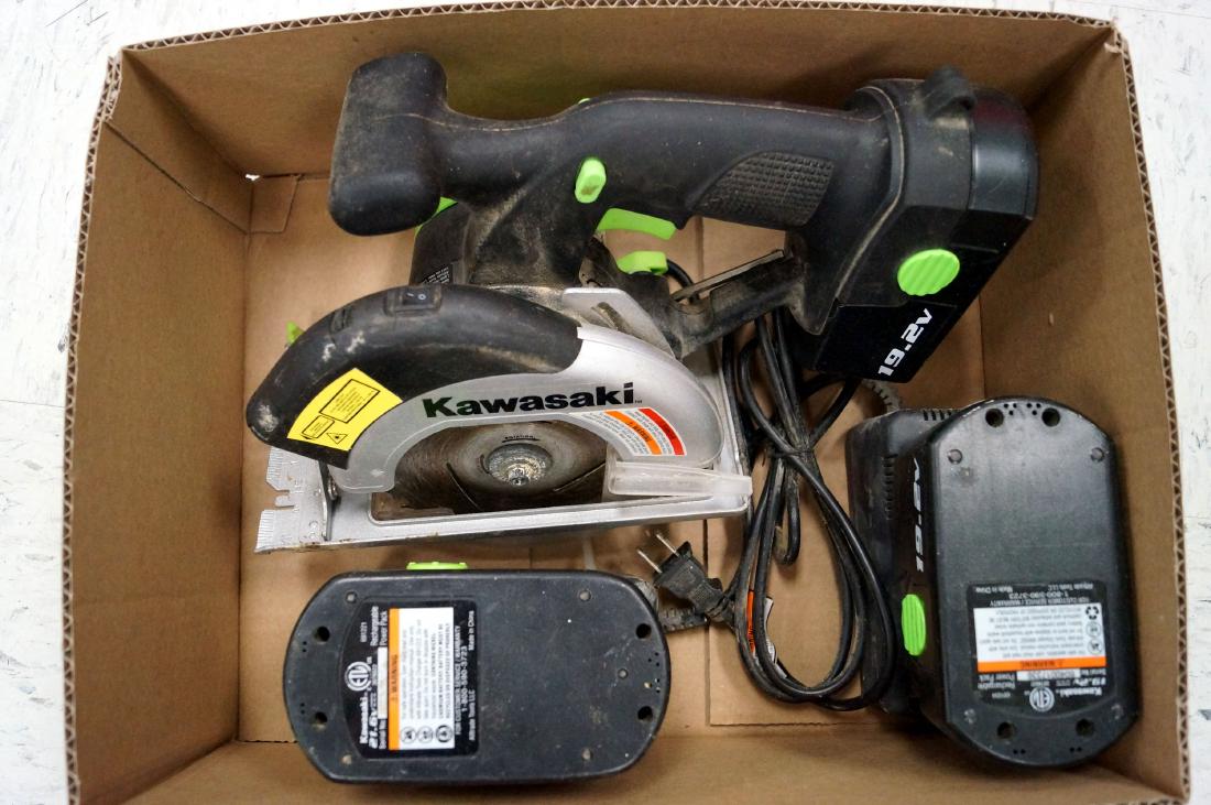 KAWASKI 5 1/2, 19.2 VOLT PORTABLE CIRCULAR SAW WITH (3) (1 of 1)