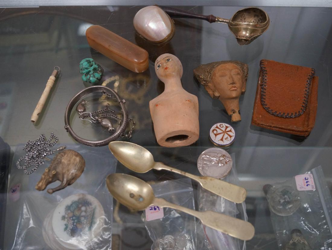 ASSORTED LOT ANTIQUE ACCESSORIES (1 of 1)