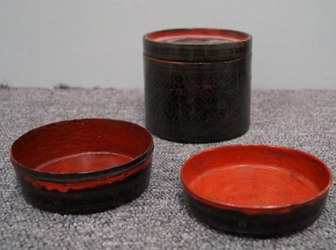 ANTIQUE BURMESE LACQUERED BETEL NEET CONTAINER (1 of 1)