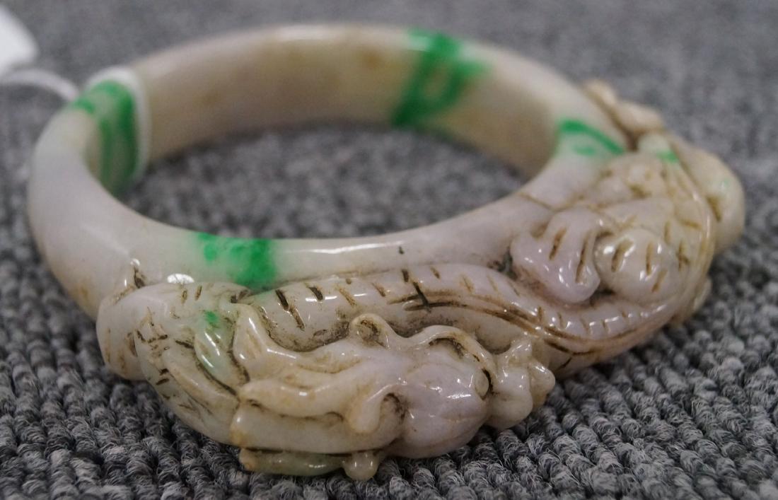 CHINESE CARVED JADE BANGLE BRACELET. INSIDE/DIAMETER 3" (1 of 1)