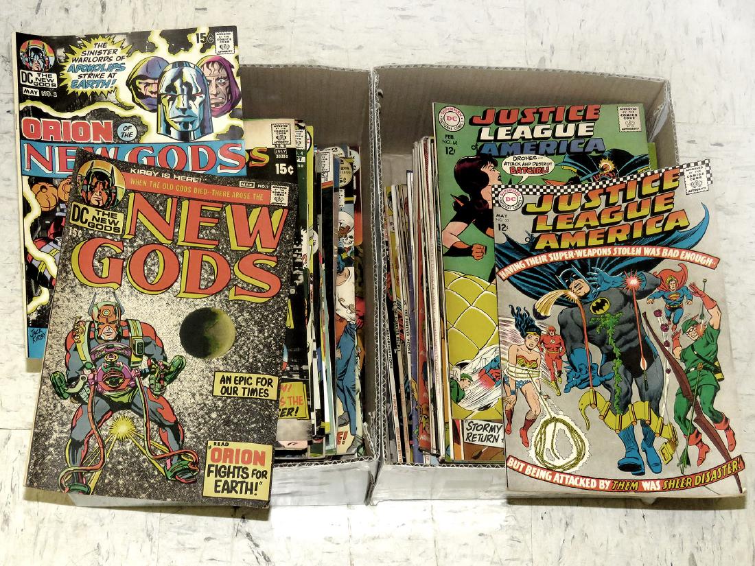 LOT APPROXIMATELY (105) ASSORTED VINTAGE COMIC BOOKS (1 of 10)