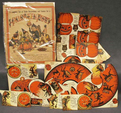 VINTAGE HALLOWEEN DIE CUT TABLE DECORATION SET: VINTAGE HALLOWEEN DIE CUT TABLE DECORATION SET, BIESTLE, 1920 (UNUSED)