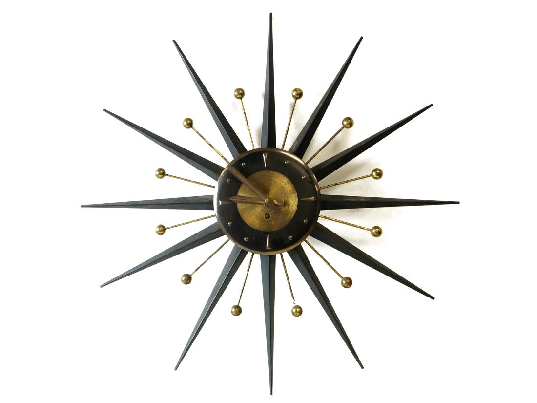 MID-CENTURY METAL STARBURST CLOCK. DIAMETER 25" (1 of 2)