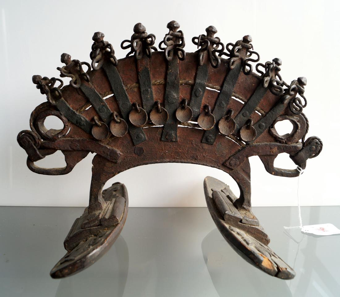 INDIAN WROUGHT IRON AND CARVED WOOD BRIDAL MOUNTING: INDIAN WROUGHT IRON AND CARVED WOOD BRIDAL MOUNTING