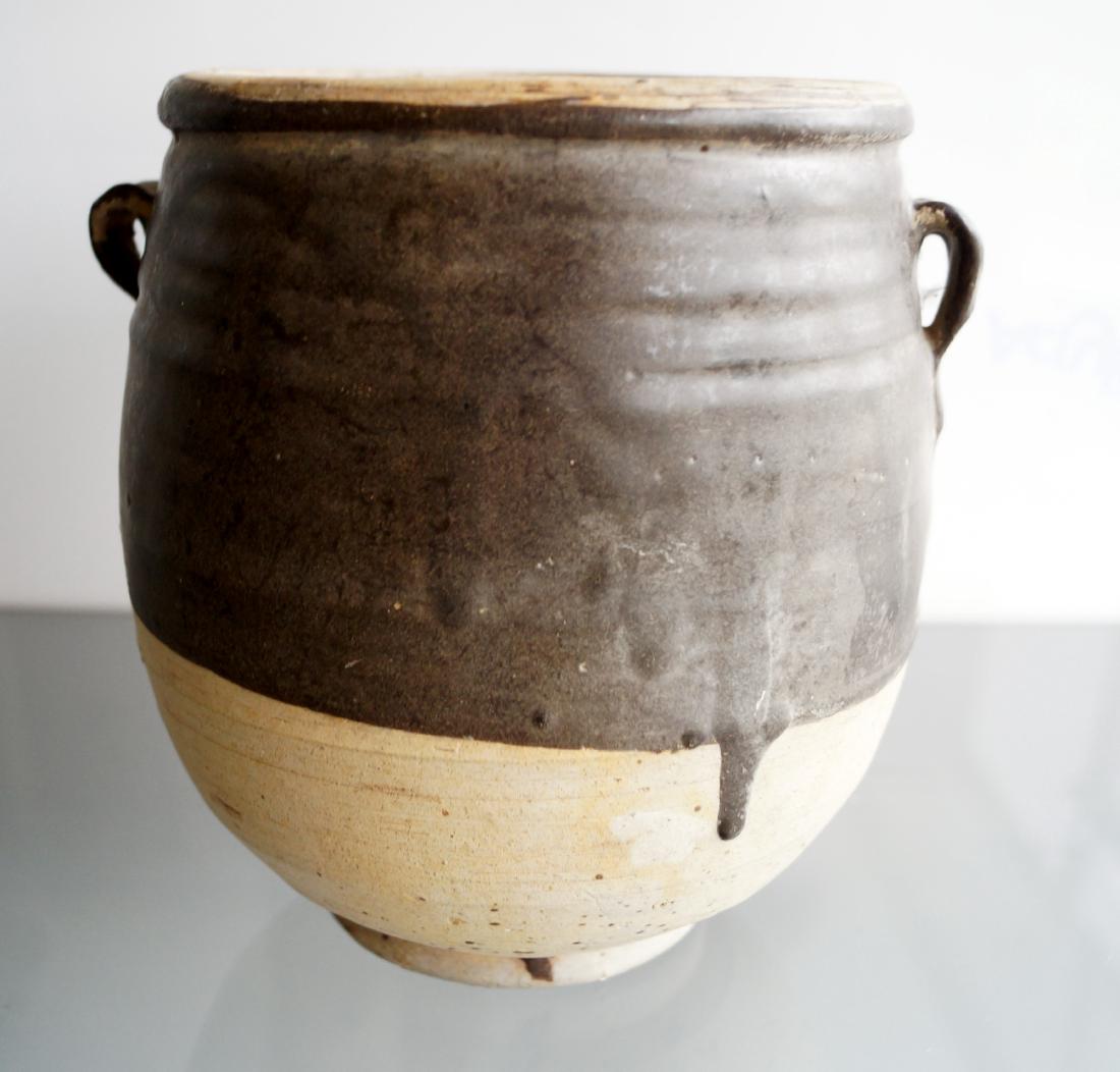 CHINESE SUI DYNASTY DOUBLE HANDLE STONEWARE JAR. HEIGHT (1 of 1)