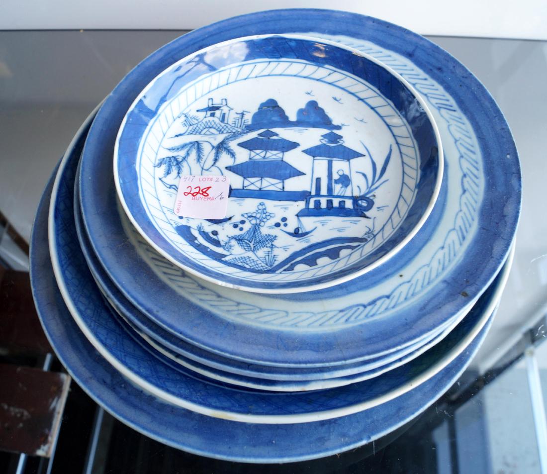 LOT (6) ASSORTED SIZES CHINESE CANTON DECORATED PLATES (1 of 1)