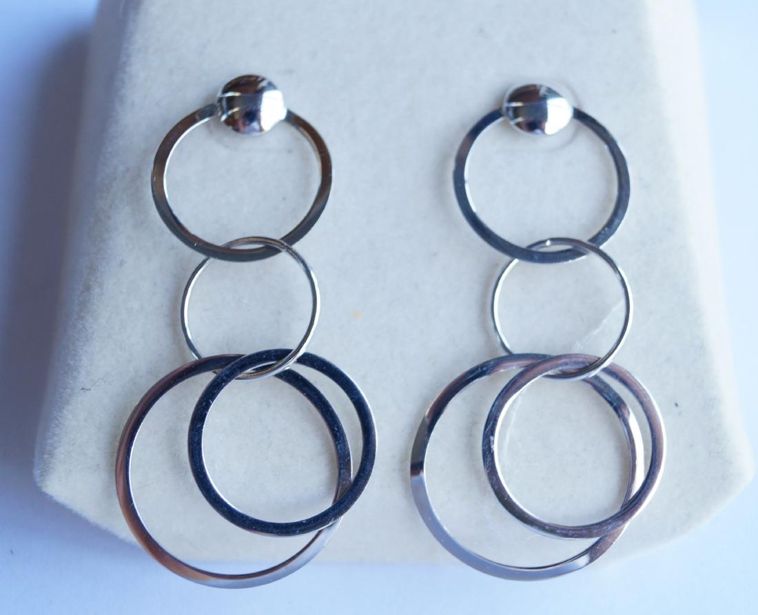 ITALIAN 14K WHITE GOLD CONTEMPORARY DESIGN DROP-CIRCLE (1 of 1)