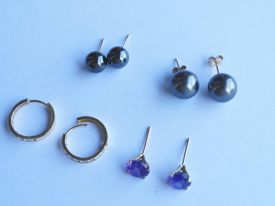 (4) PAIR 14K YELLOW GOLD MOUNTED PIERCE EARRINGS (1 of 1)