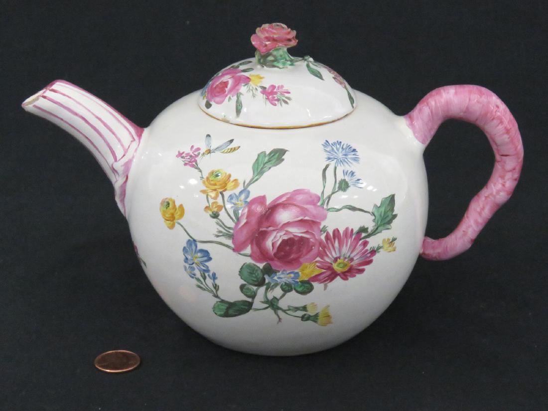DOCCIA ITALIAN FAIENCE POTTERY TEAPOT, 18/19TH CENTURY. (1 of 7)