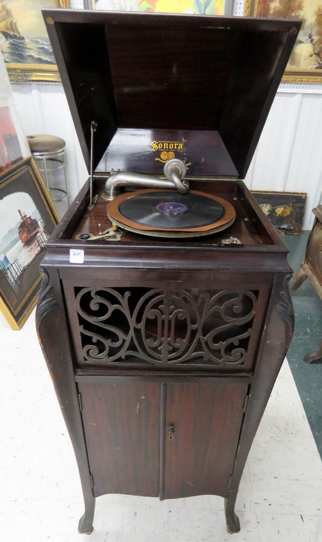 VINTAGE SONORA MAHOGANY CONSOLE VICTROLA. HEIGHT 46: VINTAGE SONORA MAHOGANY CONSOLE VICTROLA. HEIGHT 46 1/2"