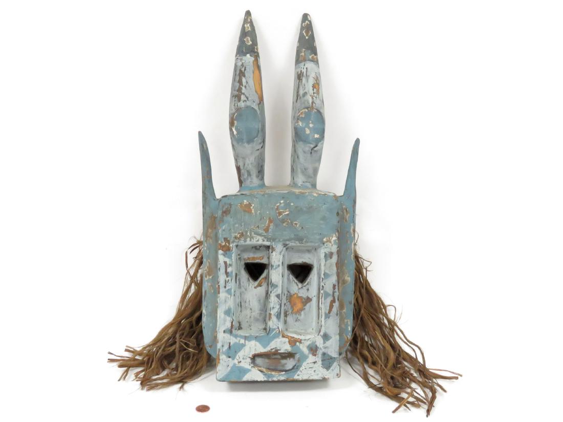 DOGON, MALI, CARVED AND PAINTED (WALU) ANTELOPE MASK. (1 of 4)