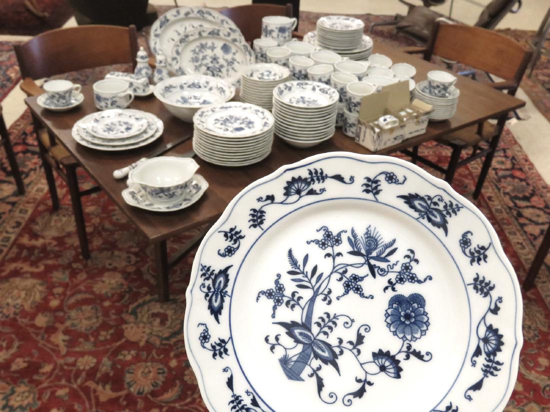 BLUE DANUBE DECORATED PORCELAIN DINNER SERVICE FOR (12) (1 of 5)