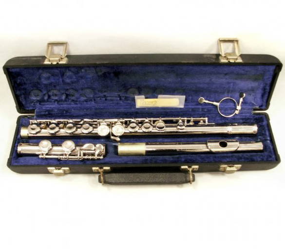 GEMEINHARDT ELKHART M2 FLUTE A59987 WITH CASE Nov 19, 2006 William