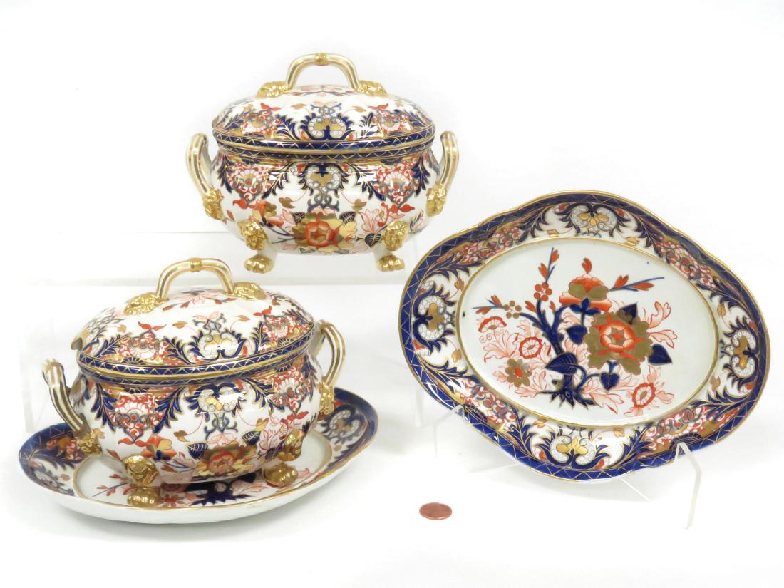 PAIR ROYAL CROWN DERBY "IMARI" SAUCE TUREENS AND UNDER (1 of 4)