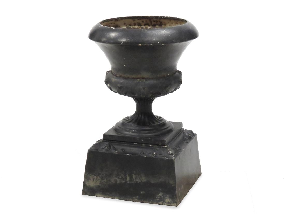 VICTORIAN CAST IRON URN PLANTER ON PLINTH. HEIGHT 29" (1 of 4)