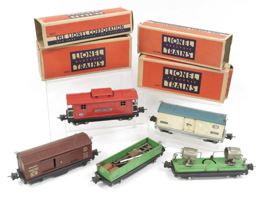 LOT (5) LIONEL PREWAR CARS INCLUDING #2812 GONDOLA WITH (1 of 3)