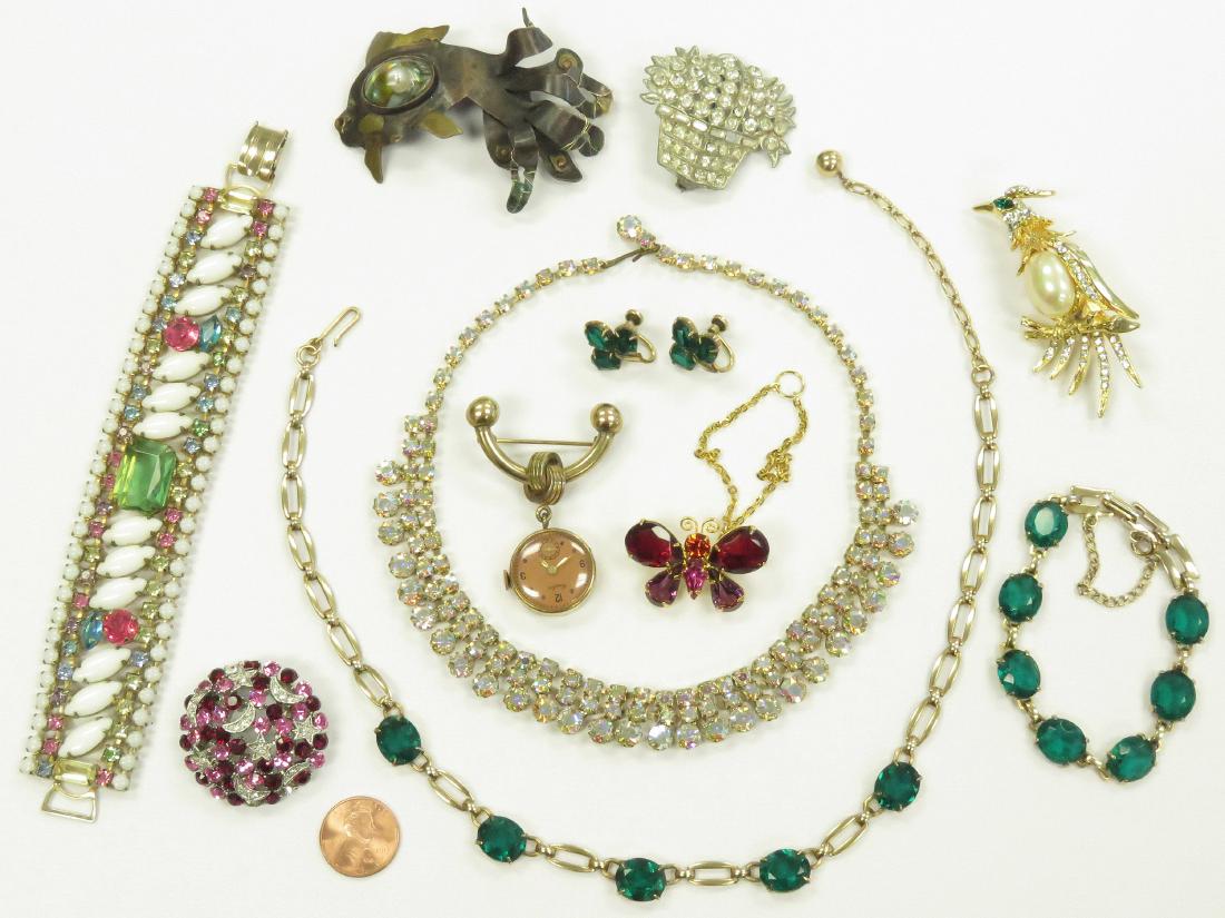 LOT VINTAGE COSTUME JEWELRY INCLUDING WRF GOLD FILLED (1 of 7)