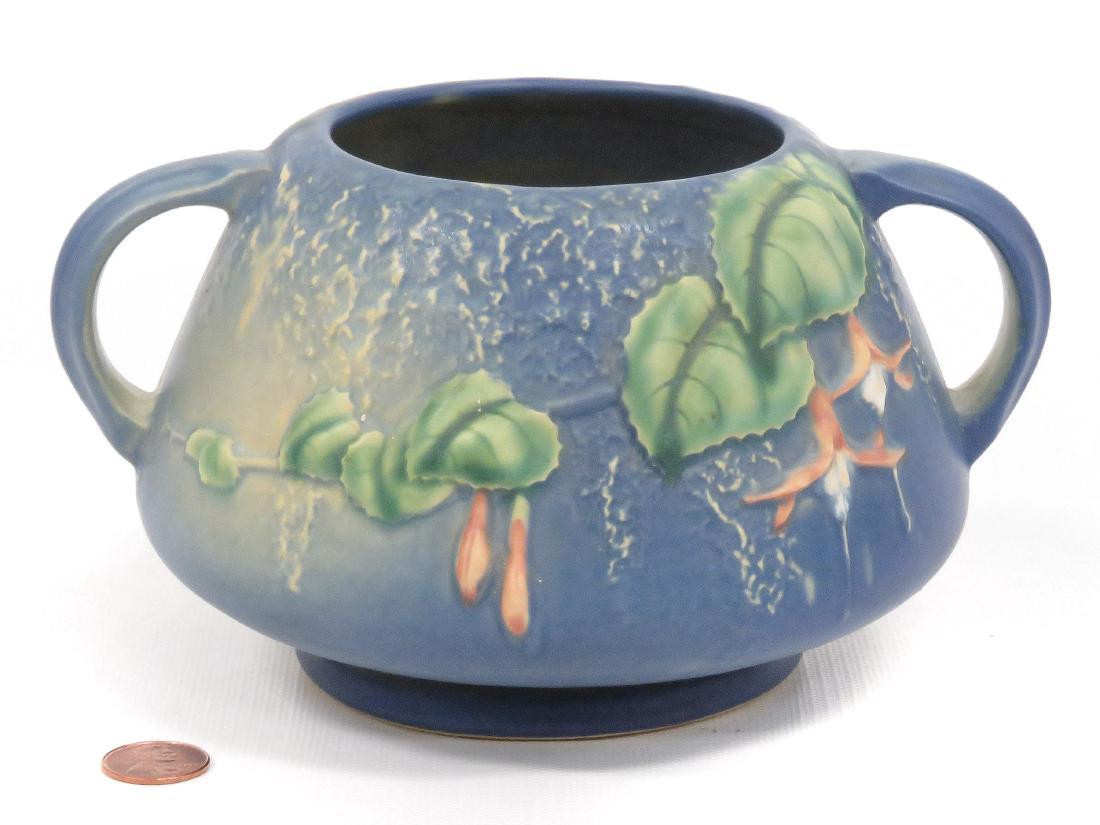 ROSEVILLE FUCHSIA DOUBLE-HANDLE BOWL, #346-4" (1 of 3)