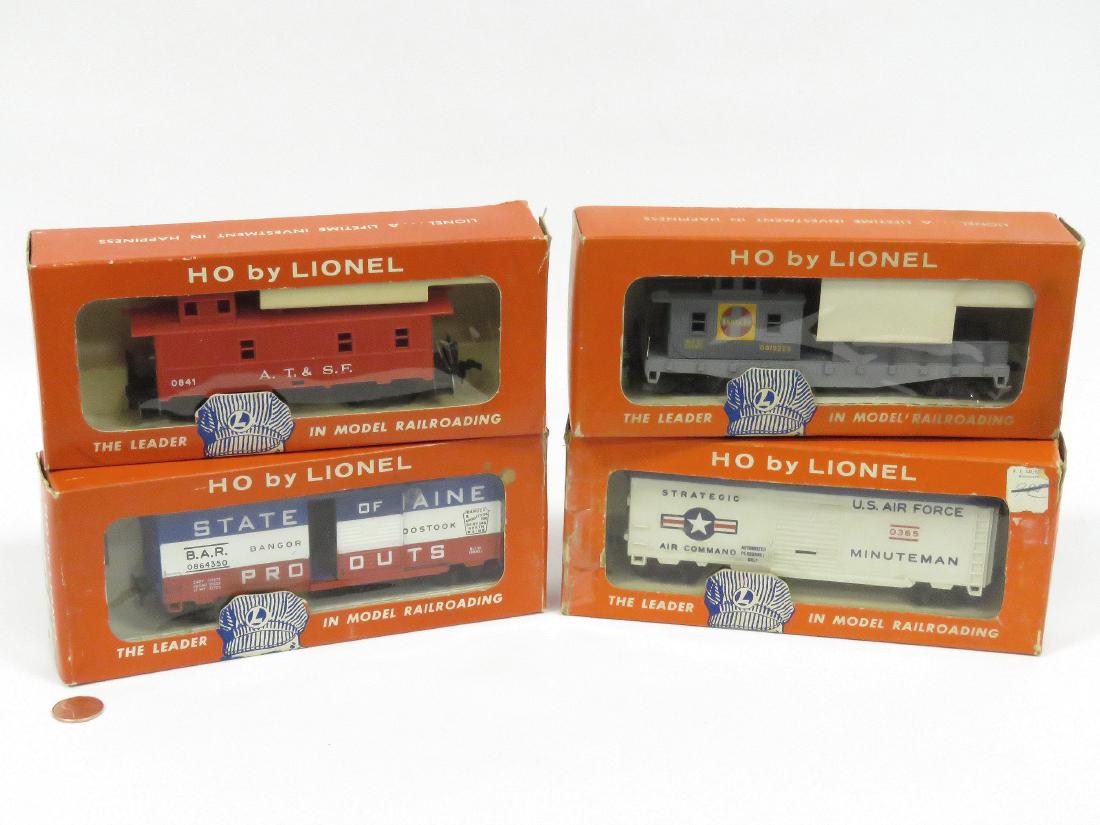 LOT (4) LIONEL HO SCALE INCLUDING #0819-225 SANTE FE (1 of 1)