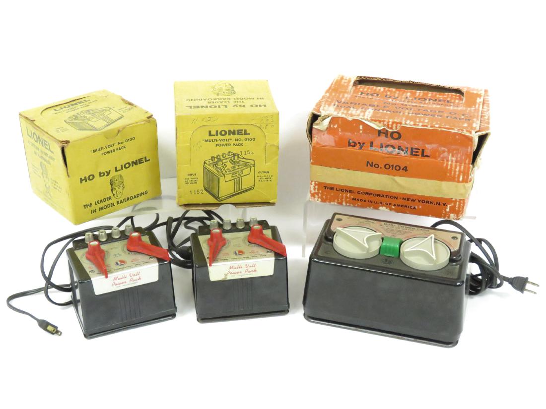 LOT (3) LIONEL HO SCALE "MULTI-VOLT" POWER PACKS (1 of 1)