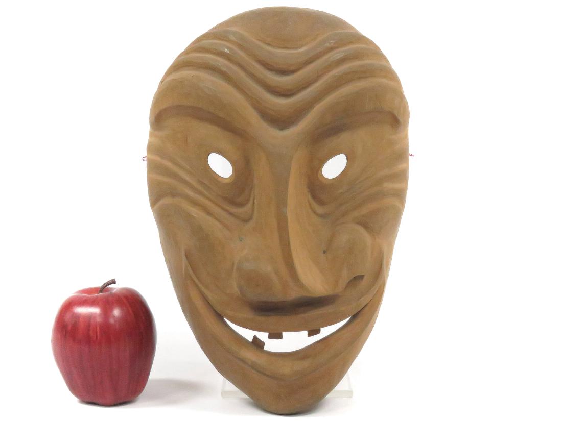 IROQUOIS CARVED FALSE FACE BEGGAR MASK, CANADA. HEIGHT: IROQUOIS CARVED FALSE FACE BEGGAR MASK, CANADA. HEIGHT 11 1/2"