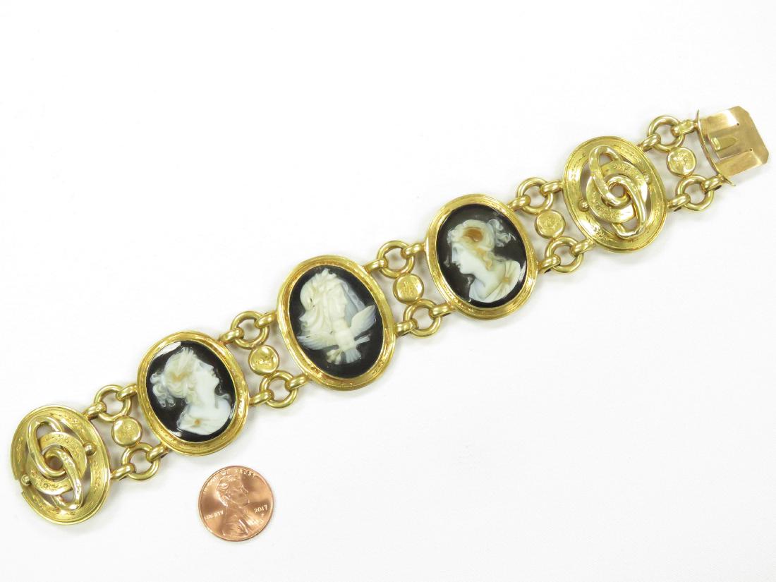 GEORGIAN 18K (TESTS) YELLOW GOLD CAMEO SARDONYX (1 of 4)
