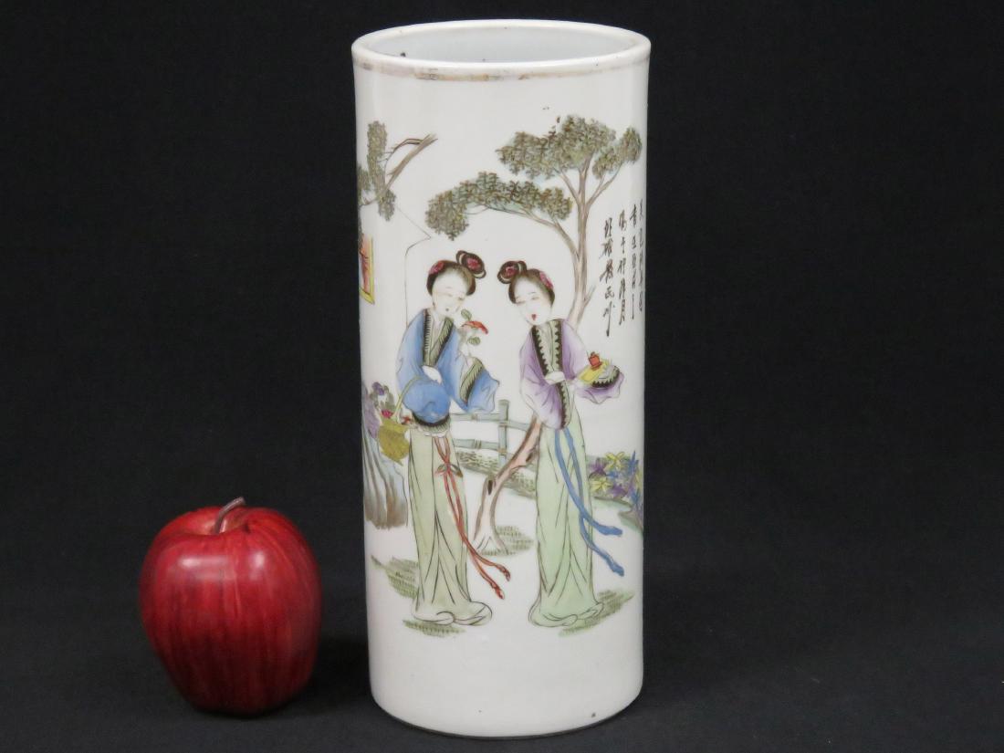 CHINESE FAMILLE ROSE DECORATED PORCELAIN HAT/WIG STAND, (1 of 2)