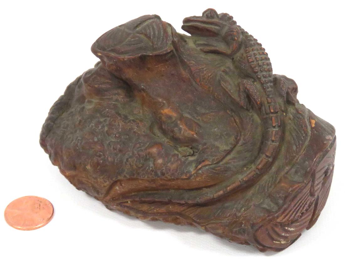 FOLK ART CARVED BURL FIGURE OF AN ALLIGATOR. HEIGHT 3"; (1 of 4)