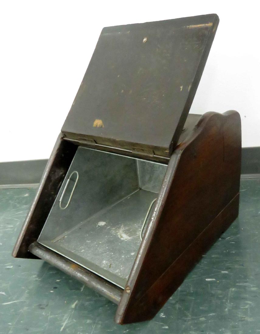 AESTHETIC CARVED MAHOGANY COAL HOD, 19TH CENTURY.: AESTHETIC CARVED MAHOGANY COAL HOD, 19TH CENTURY. HEIGHT 12"; WIDTH 13"