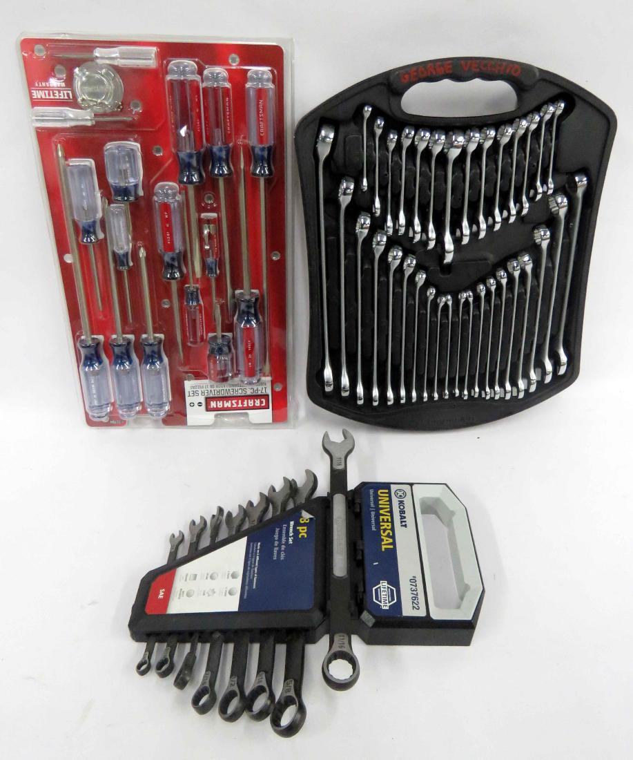 LOT ASSORTED WRENCH SETS AND SCREW DRIVERS (1 of 1)