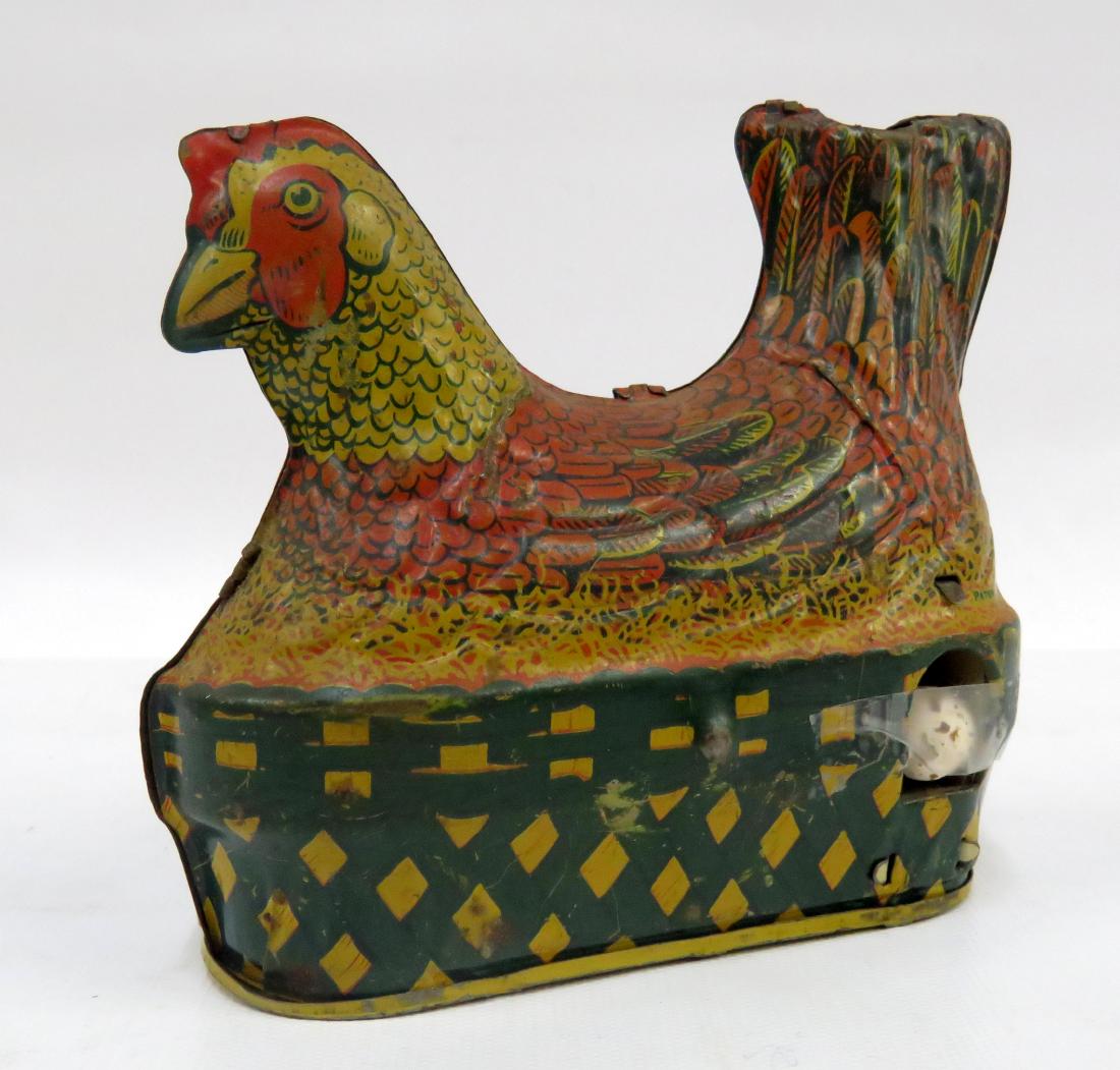 ANTIQUE TIN LITHO, HEN ON NEST MECHANICAL TOY, BARDWIN: ANTIQUE TIN LITHO, HEN ON NEST MECHANICAL TOY, BARDWIN MFG CO