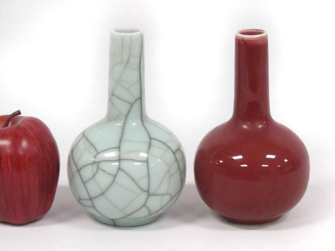 LOT (2) CHINESE DECORATED PORCELAIN VASES INCLUDING (1 of 2)