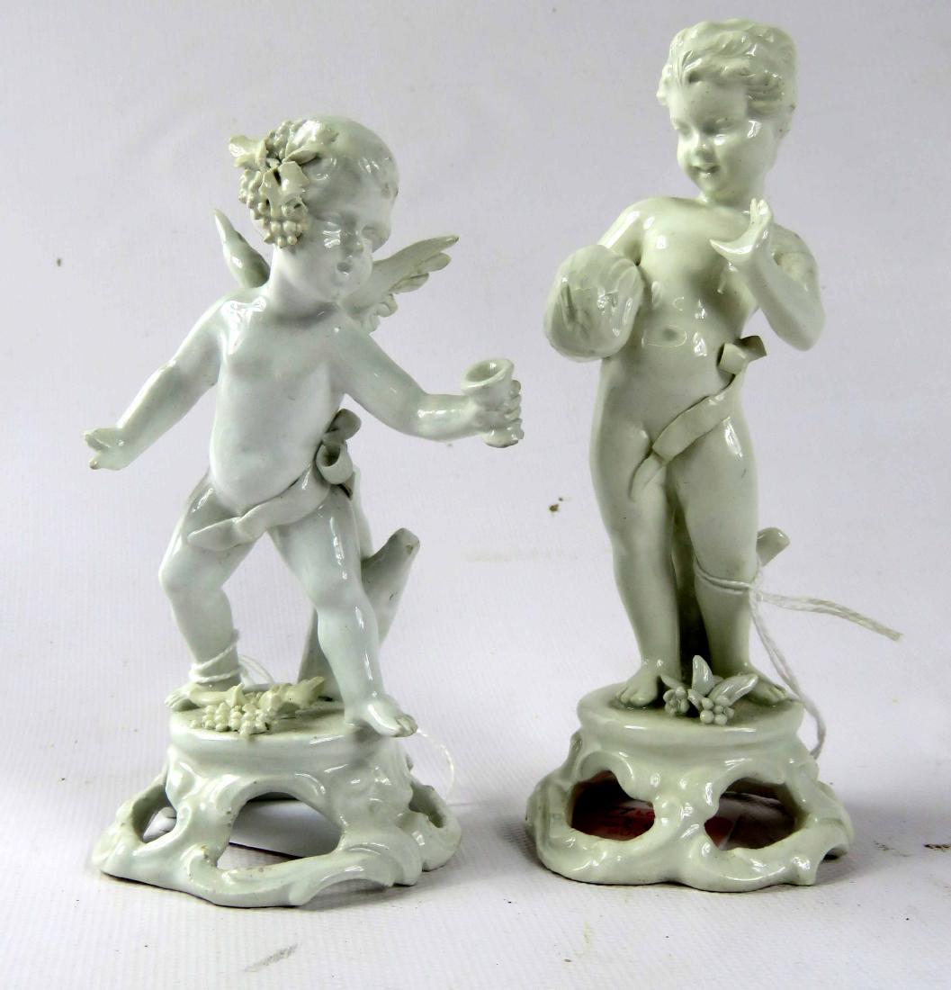 PAIR BOW BLANC DE CHINE SOFT PASTE PORCELAIN PUTTI (1 of 2)