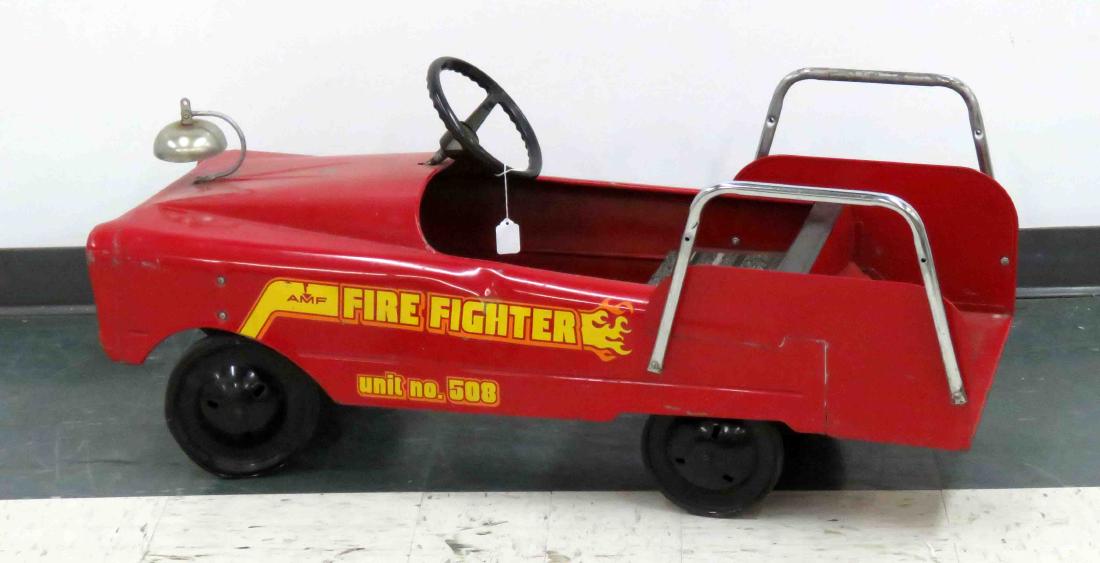 AMF PAINTED STEEL FIRE FIGHTER PEDAL CAR, #508. LENGTH (1 of 1)