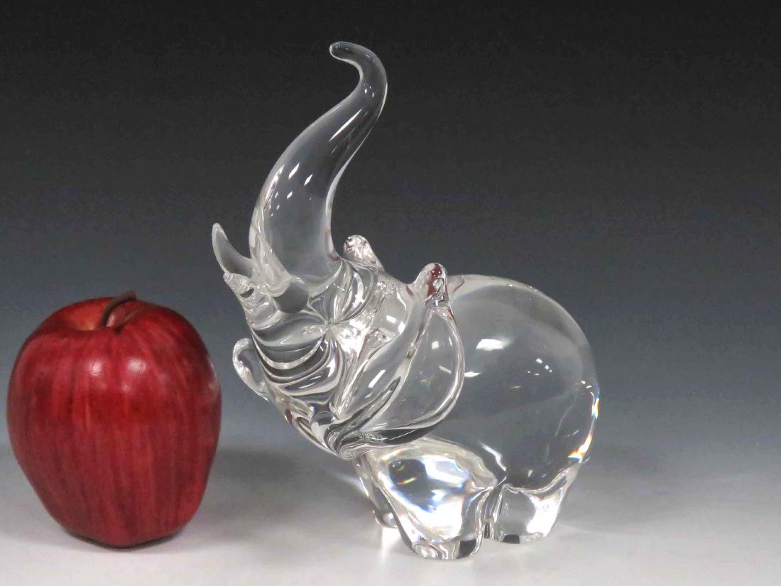 STEUBEN CLEAR GLASS PAPERWEIGHT FIGURE OF A ELEPHANT (1 of 2)