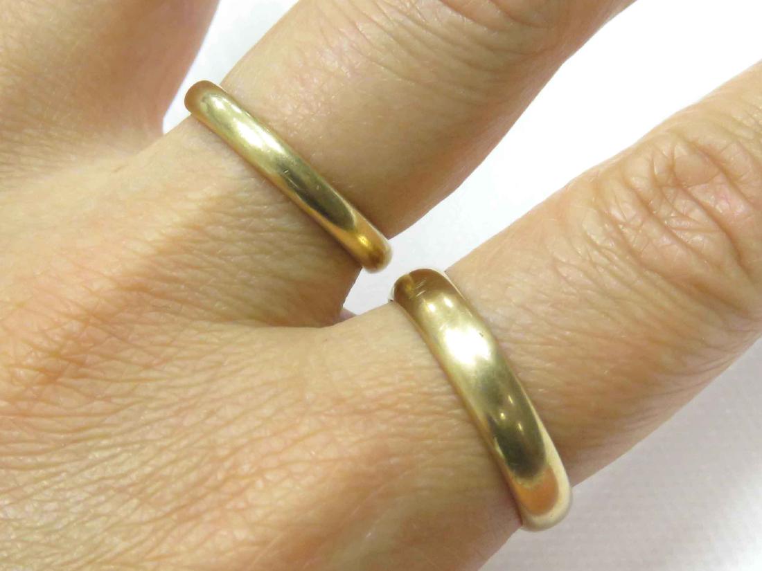LOT (2) 14K YELLOW GOLD MEN'S WEDDING BANDS. RINGS SIZE (1 of 2)